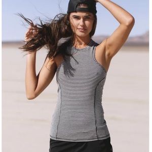 Olympia Activewear Striped black and cream Dephi tank top shelf bra sz S small